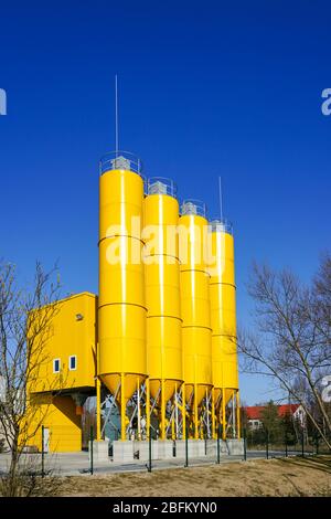 Bereit neue moderne stationäre Betonzuschlaganlage Stockfoto