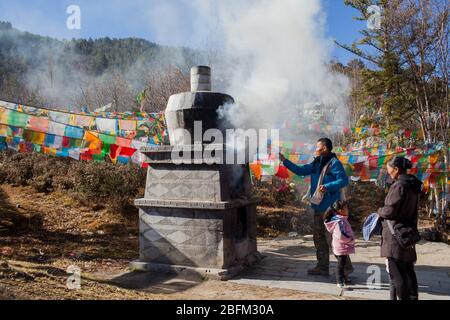 Ringa Buddhistischer Tempel, Shangri La, China 2019 Stockfoto