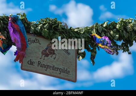 Ringreiten, traditionelles Ridung Festival des Reitvereins Alt Hattstedt, Hattstedt, Nordfriesland, Schleswig-Holstein, Norddeutschland Stockfoto