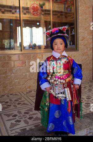 Buddhistisches Hochzeitsfest. Shangri La China 2019 Stockfoto