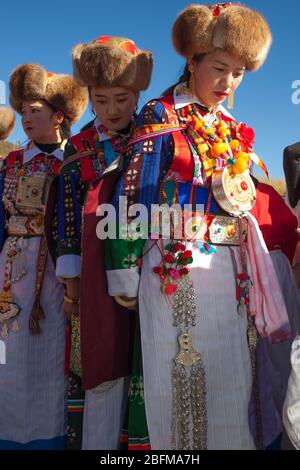 Buddhistisches Hochzeitsfest. Shangri La China 2019 Stockfoto