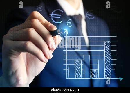 Finanzanalyse mit Diagrammen. Konzept der modernen Business-Technologie Stockfoto