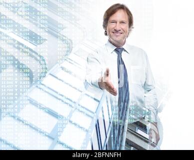 Doppelbelastung von Broker, Börsennotierungen und Stadtbild Stockfoto