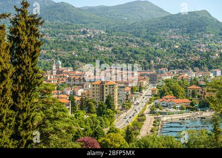 Blick über Intra am Lago Maggiore, Verbano, Italien Stockfoto