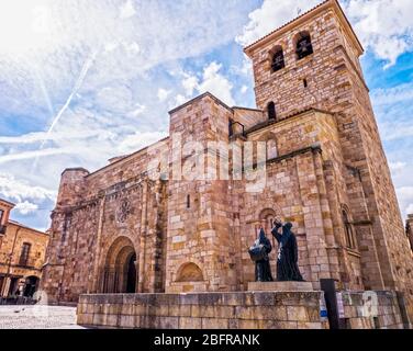 Iglesia de San Juan de Puerta Nueva. Zamora. Castilla León. España Stockfoto