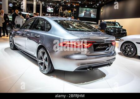 Brüssel, Belgien, Januar 2020 Jaguar XF Limousine auf dem Brüsseler Automobilsalon, X260, Luxuswagen der zweiten Generation von Jaguar Stockfoto