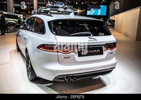 Brüssel, Belgien, Januar 2020 Jaguar XF SPORTBRAKE Kombi-Kombi auf dem Brüsseler Automobilsalon, zweite Generation, X260 Stockfoto