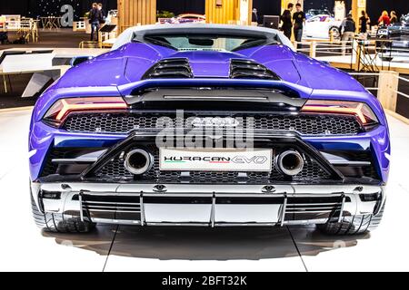 Brüssel, Belgien, Jan 2020 Lamborghini Huracan Evo Spyder auf dem Brussels Motor Show, Supersportwagen des italienischen Automobilherstellers Lamborghini Stockfoto