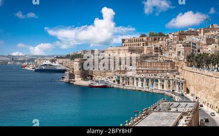 Valletta Kreuzfahrthafen von Malta. Stockfoto