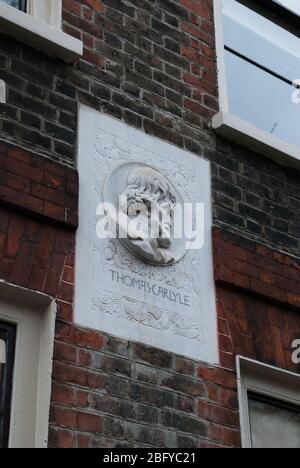 Thomas Carlyle Plaque Steinfassade Carlyles House 24 Cheyne Row, Chelsea, London SW3 5HL Stockfoto