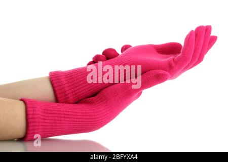 Frau gestrickte Handschuhe an den Händen, isoliert auf weiß Stockfoto
