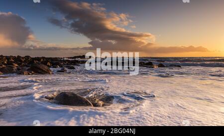 Sonnenuntergang am Carnsore Point Wexford Irland Stockfoto