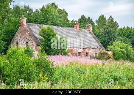 Blick auf das verlassene Haus in Alatskivi. Estland, Europa Stockfoto