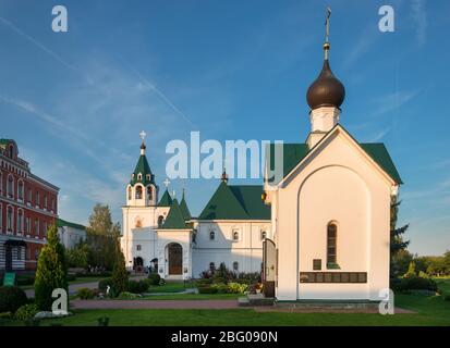 MUROM, RUSSLAND - 24. AUGUST 2019: Kapelle des Hl. Georg des Siegers im Murom-Kloster zur Verklärung Stockfoto