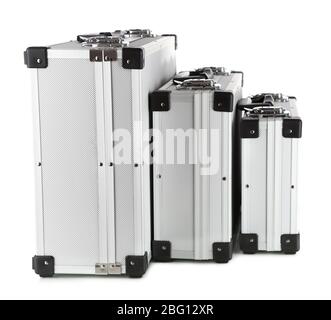 Geschlossene silberne Gehäuse isoliert auf weiß Stockfoto