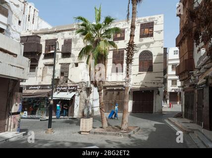 Al-Balad, das historische Gebiet von Dschidda, Saudi-Arabien. Straßenszene. Stockfoto