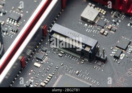 Closeup M.2-Anschluss-Schnittstelle für modernen High-Speed und Performance ssd Speicher auf dem modernen Computer Stockfoto