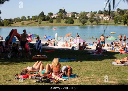 Lougratte Aquitaine en Lot et Garonne, Lac de Lougratte, Lougratte Lake, Lot-et-Garonne, Südwestfrankreich, Frankreich, Europa. Stockfoto