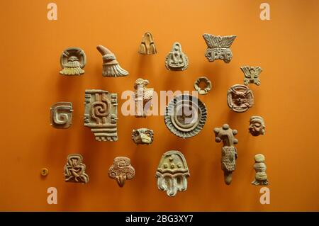 Präkolumbianische Ära. Zeigen Sie eine Anzahl von Teotihuacan Symbole und Motive. American Museum of Natural History. Ny Stockfoto