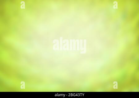 Natur im Freien bokeh in Grün. Weiche, grüne Hintergrundunschärfe Stockfoto
