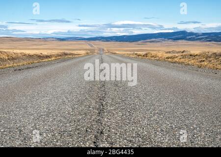 Route 40 Straße durch ländliche Landschaft, Argentinien Stockfoto
