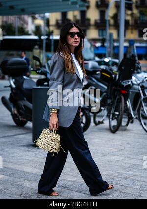 MAILAND, Italien - September 20 2019: Alessandra Aimo' auf der Straße während der Mailänder Modewoche. Stockfoto