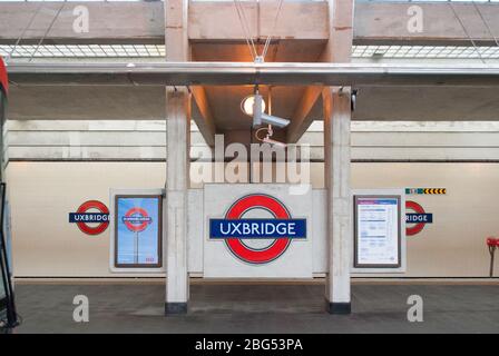 1930er Architektur Londoner U-Bahn-Station Uxbridge, High Street, Uxbridge, UB8 1JZ von Charles Holden Stockfoto