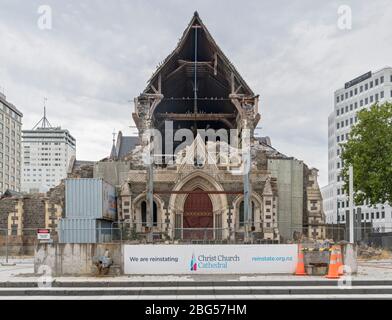 Die Ruinen der Christchurch Cathedral, die beim Erdbeben vom Februar 2011 beschädigt wurde, Cathedral Square, Christchurch, Neuseeland Stockfoto