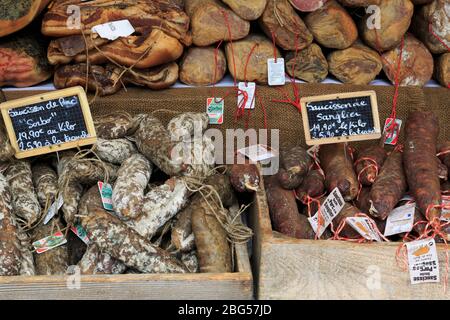 Fleisch auf dem Markt, Ajaccio Stadt, Korsika Insel, Frankreich, Europa Stockfoto