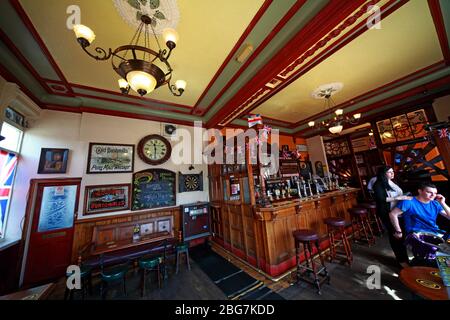 Cains Brewery Tap, Classic British Pub, 39 Stanhope St, Liverpool, Merseyside, England, Großbritannien, L8 5RE Stockfoto