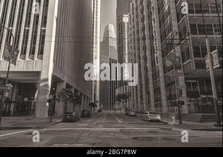 Die Innenstadt von San Francisco ist während der Sperrung der Stadt für COVID-19, April 2020, Kalifornien, USA, praktisch leer. Stockfoto