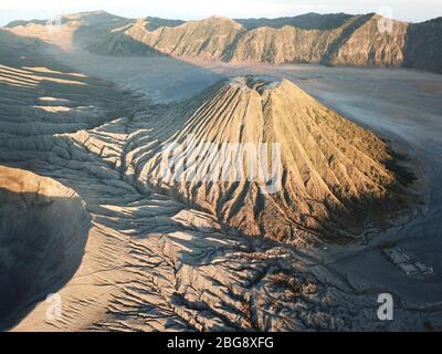 Ausbrechender Vulkan in Java, Indonesien, Mt Bromo Stockfoto
