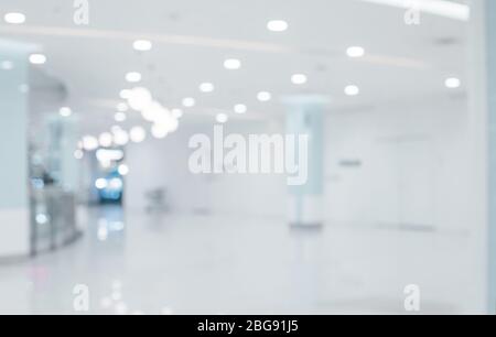 Verwacklungsfreie kurze weiße Krankenhausführung für Hintergrund Stockfoto