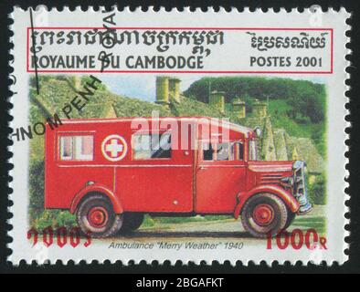 KAMBODSCHA - UM 2001: Briefmarke gedruckt von Kambodscha, zeigt Retro-Auto, um 2001. Stockfoto