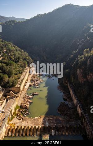 Staudamm am Sumpf Ter in Sau Stausee, Katalonien, Spanien Stockfoto