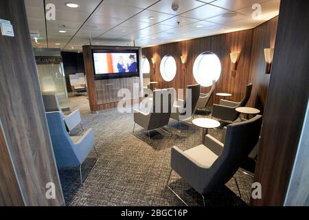 Movie Lounge an Bord der neuen stena edda Fähre auf der belfast liverpool Fährroute Nordirland uk Stockfoto