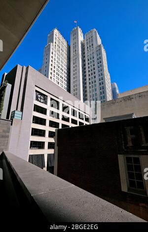 Architektur, Licht und Schatten am Museum of Modern Art SFMOMA, San Francisco, Kalifornien, USA Stockfoto