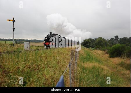 Die '31806' nähert sich dem Bewdley Tunnel mit einem Zug nach Kidderminster. Stockfoto