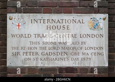 International House, 1 St Katharine's Way, St Katharine's & Wapping, London E1W 1UN Stockfoto