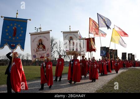 Tschenstochau, Polen - 30. März 2019: Begegnung der Ritter Christi des Königs unter der Leitung von Pfarrer Piotr Natane im Kloster Jasna Gora Stockfoto