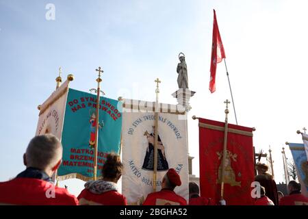 Tschenstochau, Polen - 30. März 2019: Begegnung der Ritter Christi des Königs unter der Leitung von Pfarrer Piotr Natane im Kloster Jasna Gora Stockfoto