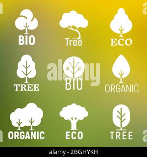 Weiß Vektor Baum organisch Öko Bio Logo auf grünen Hintergrund isoliert Illustration gesetzt Stock Vektor