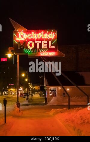 Lockview Motel bei einer Winternacht in Sault Ste. Marie in der Upper Peninsula von Michigan, USA [Keine Eigentumsfreigabe; für redaktionelle Lizenzierung verfügbar o Stockfoto