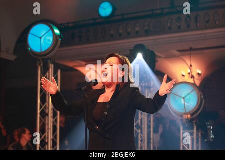 Ute Freudenberg MDR Musikshow "Sound der Wende-Musik ohne Grenze (n) Aufzeichnung am 6. November 2019, Stockfoto