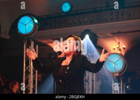 Ute Freudenberg MDR Musikshow "Sound der Wende-Musik ohne Grenze (n) Aufzeichnung am 6. November 2019, Stockfoto