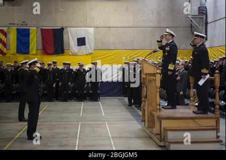 HMCS Toronto erhält Auszeichnung 150220 Stockfoto