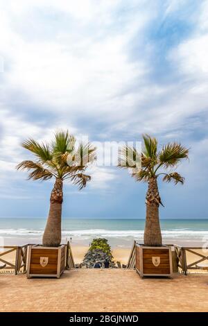 Blick auf den Strand von Lacanau an der Atlantikküste Frankreichs. Lacanau-Ocean, Bordeaux, Frankreich Stockfoto