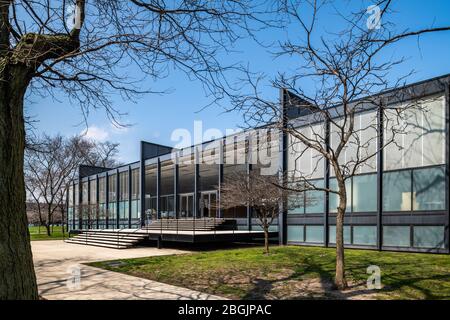 Crown Hall auf dem Campus des Illinois Institute of Technology Stockfoto