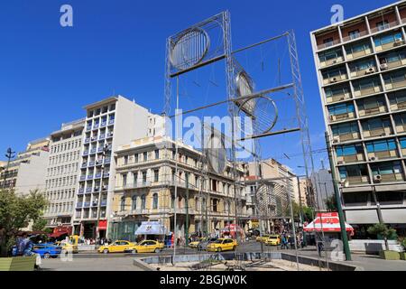 Skulptur auf dem Omonia Platz, Athen, Attika Region, Griechenland, Europa Stockfoto