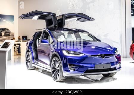 Brüssel, Belgien, Jan 2020 Elektro Tesla Model X P100D, Brussels Motor Show, EV suv von amerikanischen Autohersteller Tesla produziert Stockfoto